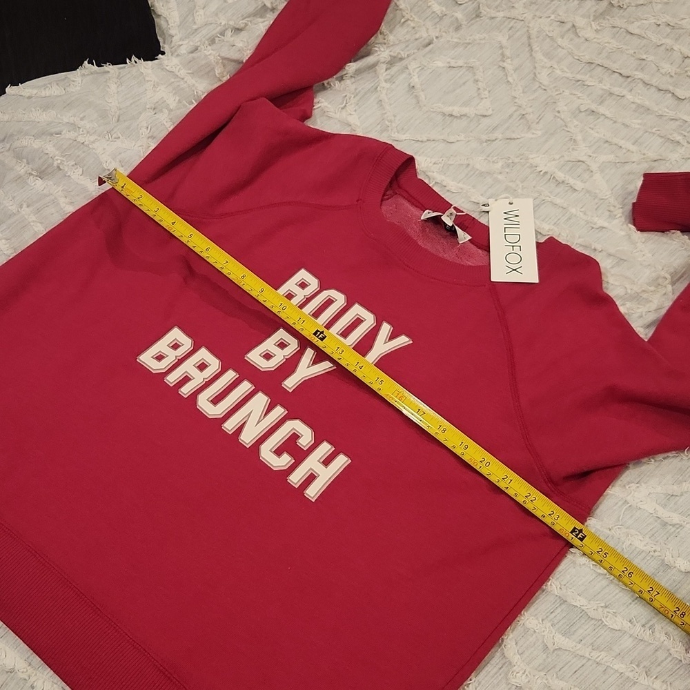 Wildfox "Body by brunch" sweatshirt size L in a beautiful sangria color, nwt! - Picture 9 of 10